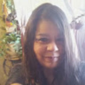 Meet your Posher, Leticia